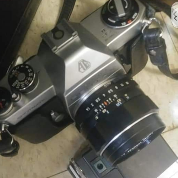 Arabi Pentax camera with accessories - Picture 4 of 4